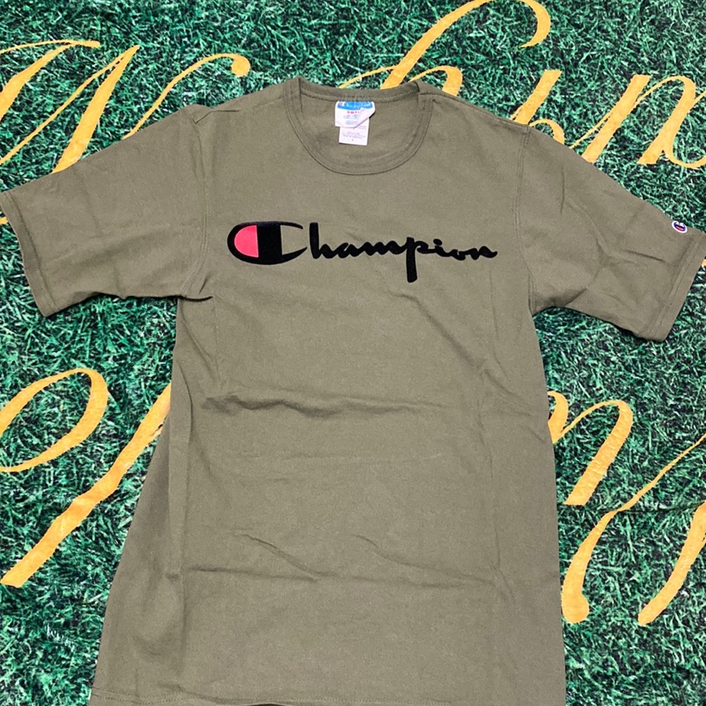 Champion- Long Sleeve